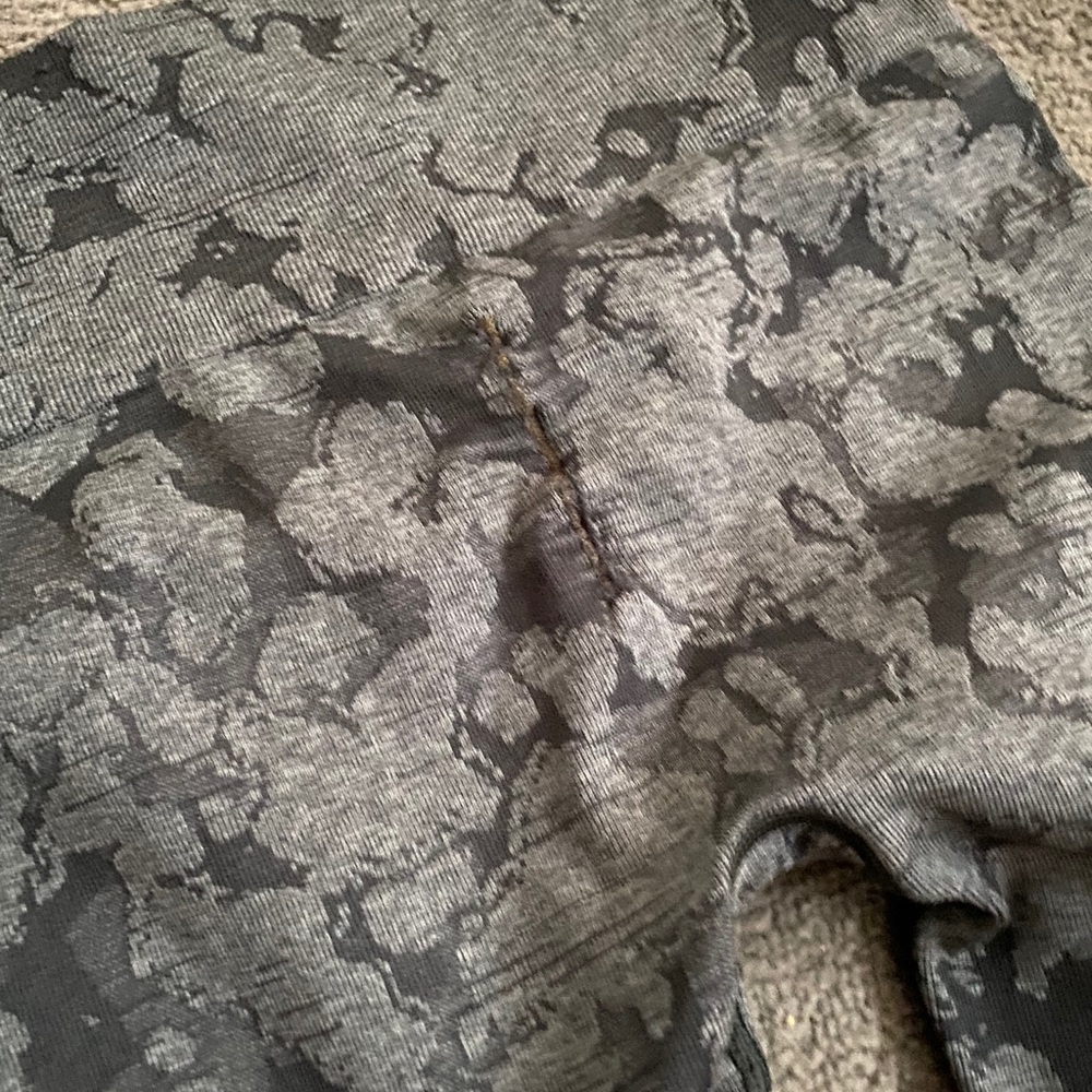 Gymshark camo adapt